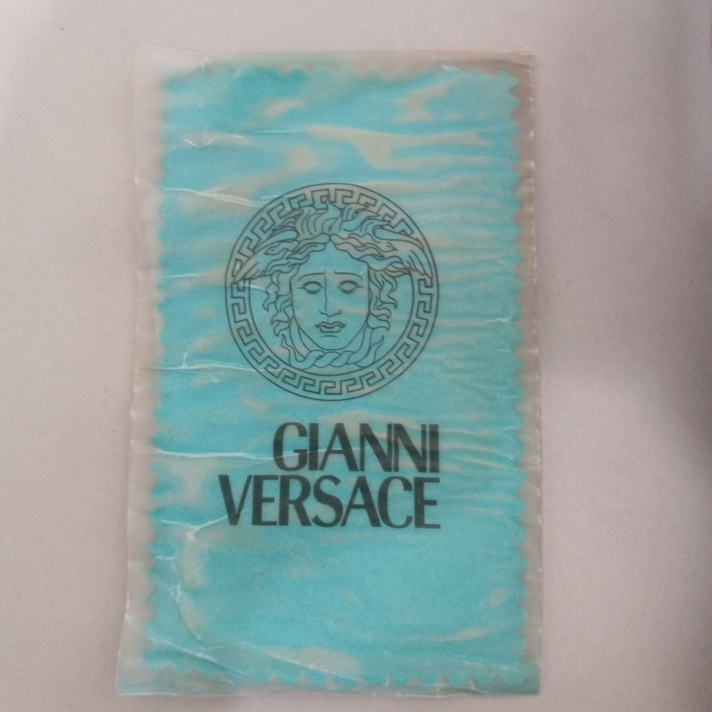 Gianni Versace Authentic Leather Unisex Tri-Fold Wallet in Black Portagfolio - Picture 11 of 12